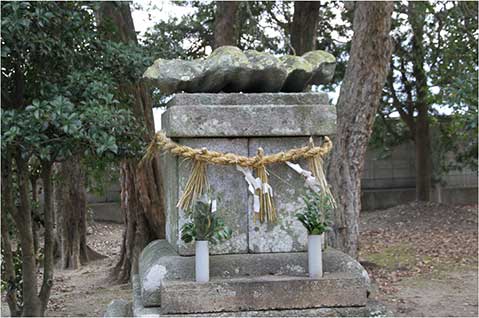 細石神社
