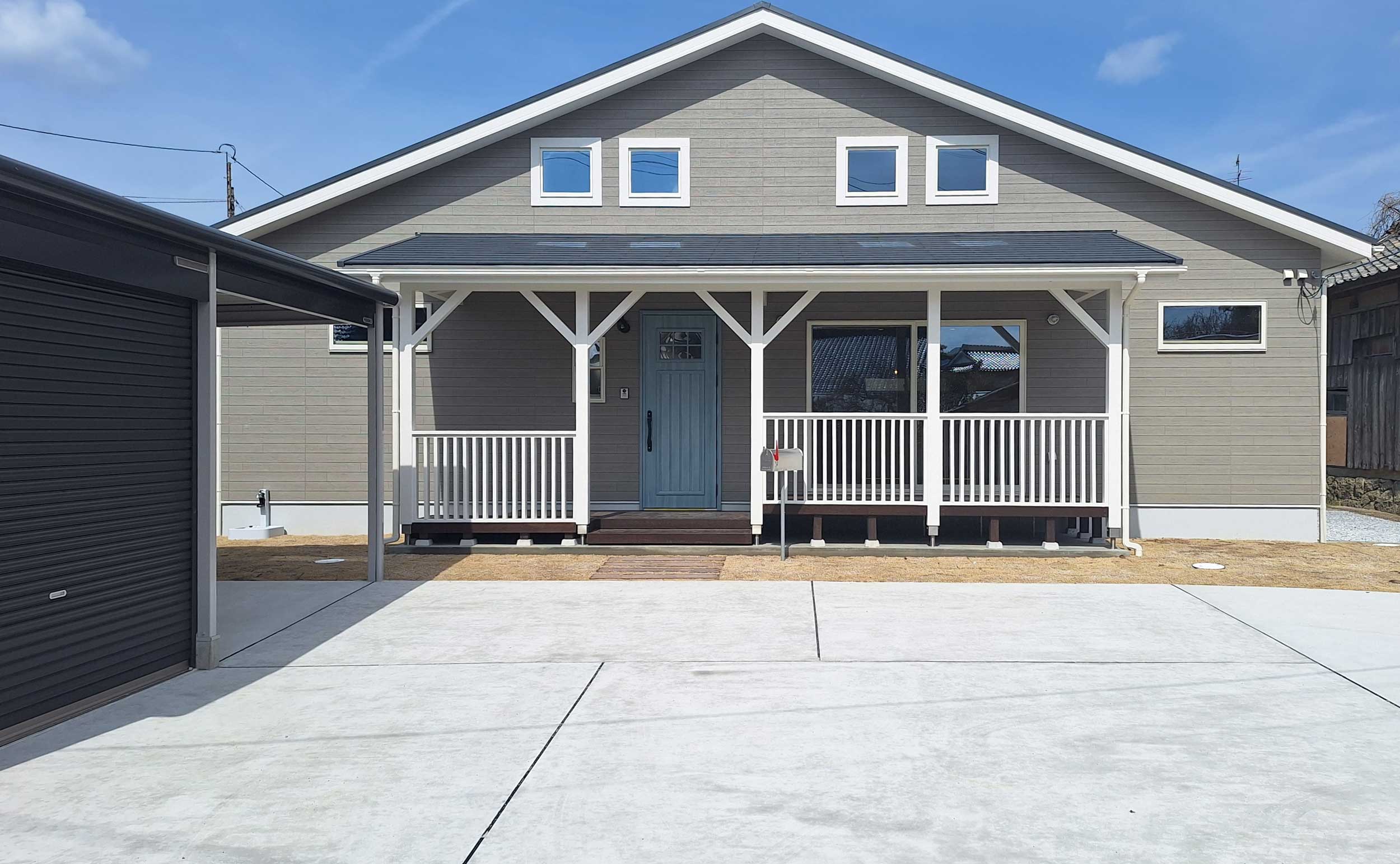 ガレージ付カリフォルニアスタイルの平屋】福津市K様邸 | 福岡の工務